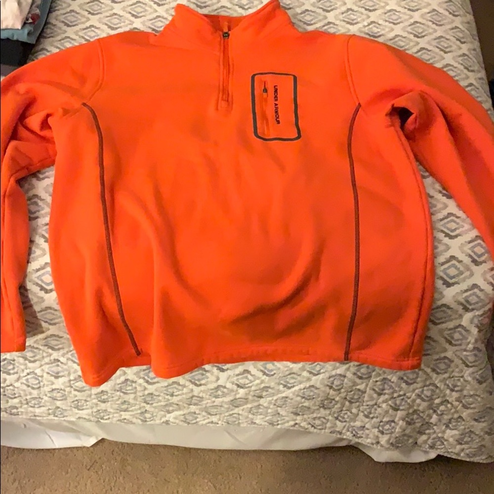 Under Armour fleeced line quarter-zip
